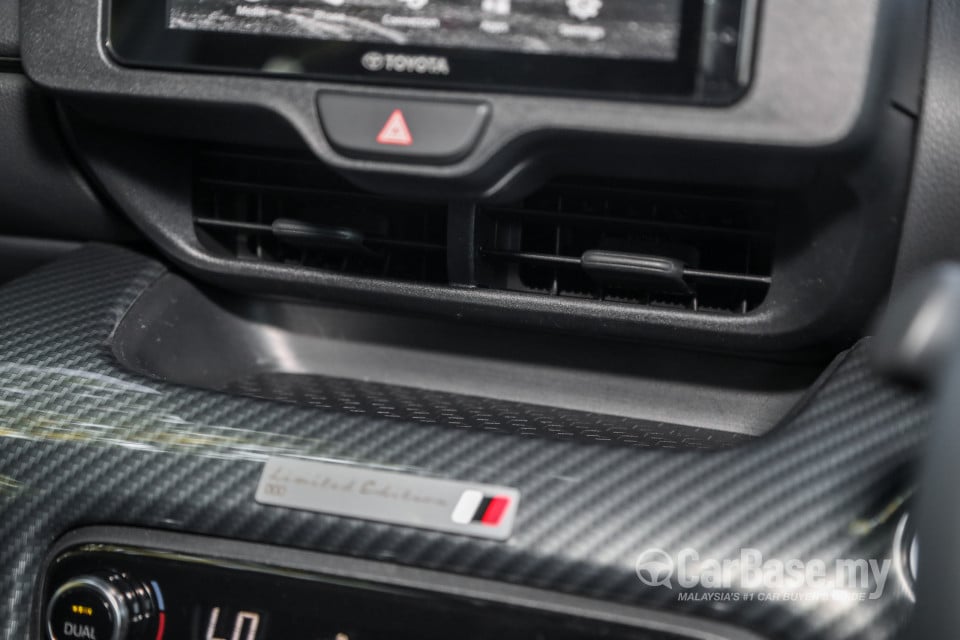 Toyota GR Yaris GXPA16 (2020) Interior