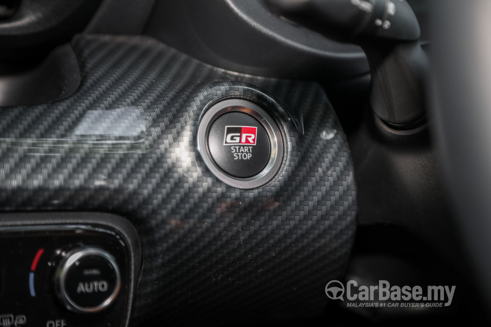 Toyota GR Yaris GXPA16 (2020) Interior