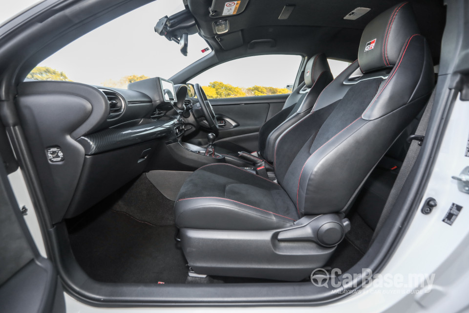Toyota GR Yaris GXPA16 (2020) Interior