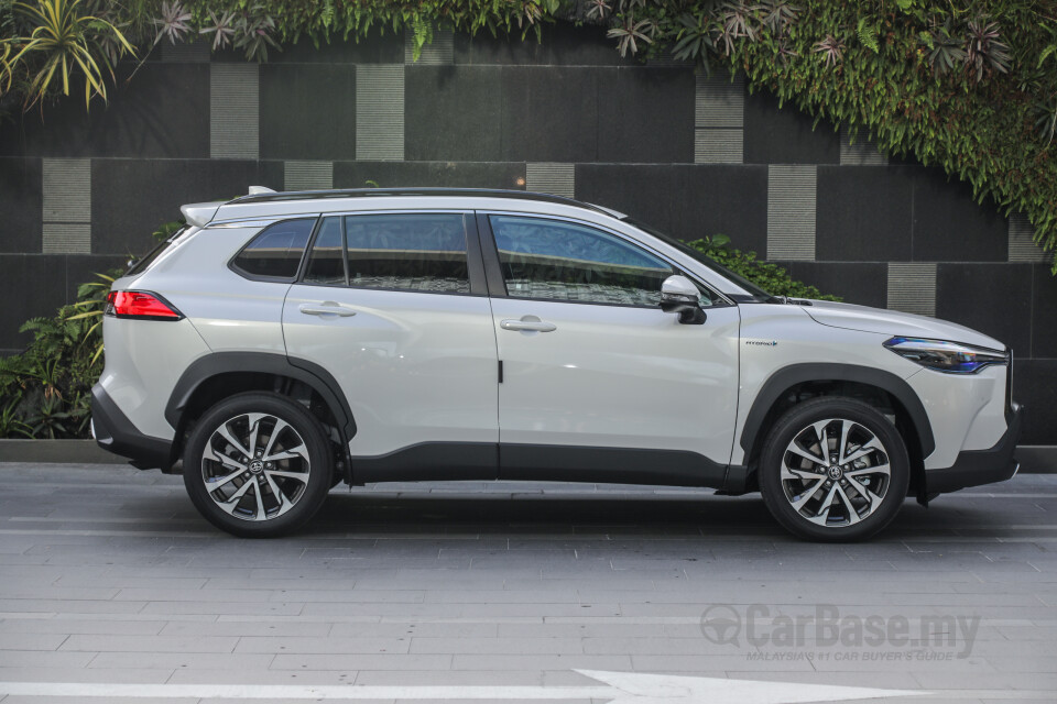 Toyota Corolla Cross XG10 (2021) Exterior