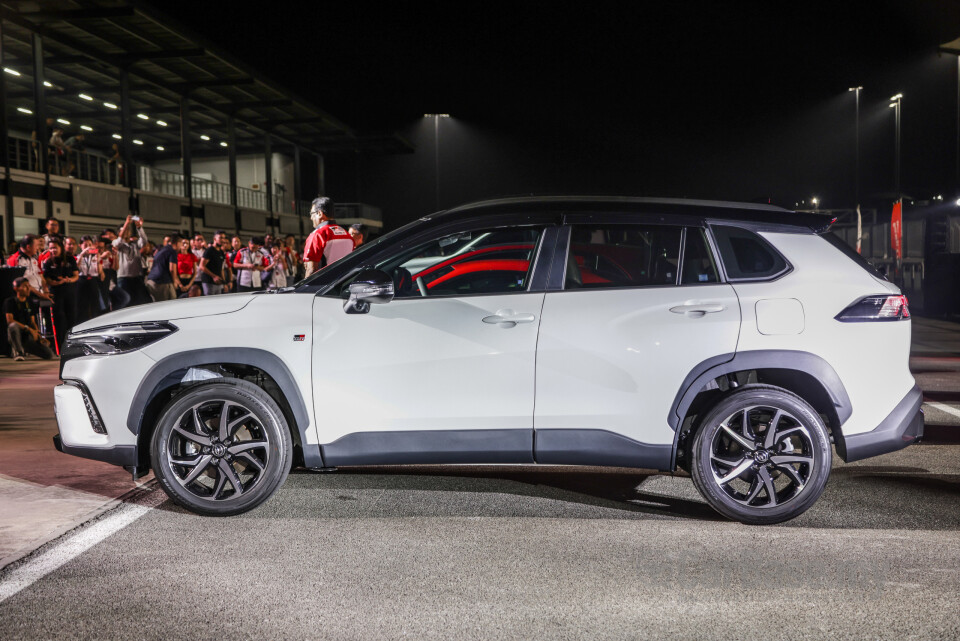 Toyota Corolla Cross XG10 (2021) Exterior