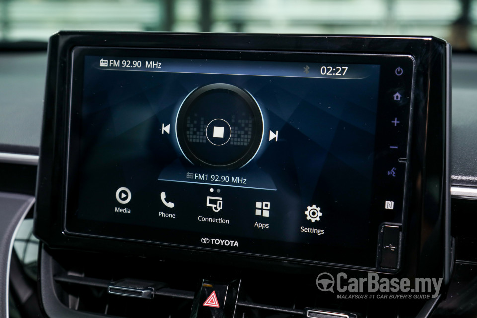 Toyota Corolla Cross XG10 (2021) Interior