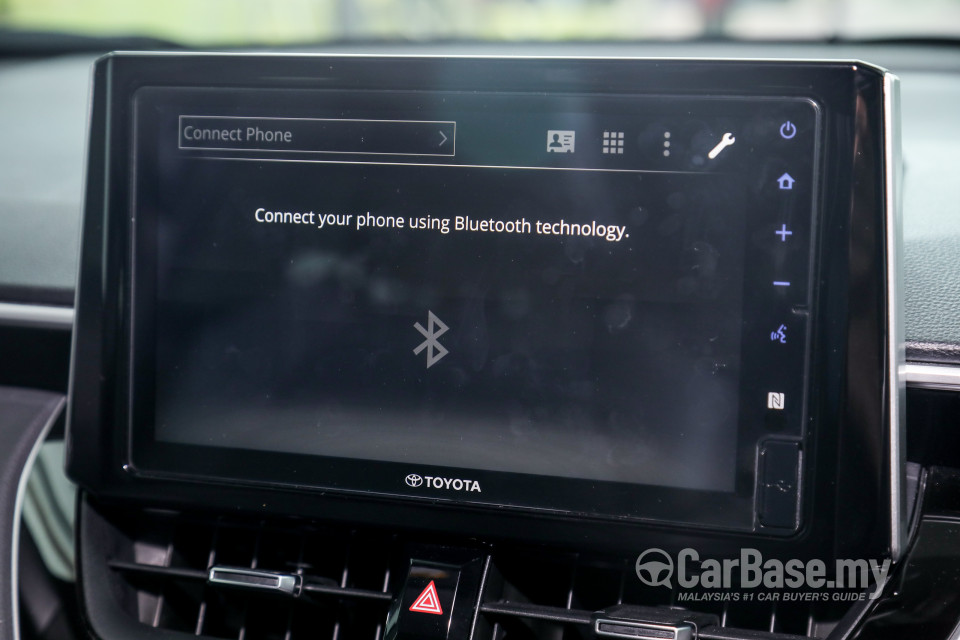 Toyota Corolla Cross XG10 (2021) Interior