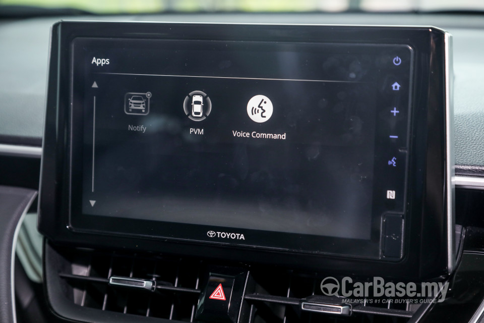 Toyota Corolla Cross XG10 (2021) Interior
