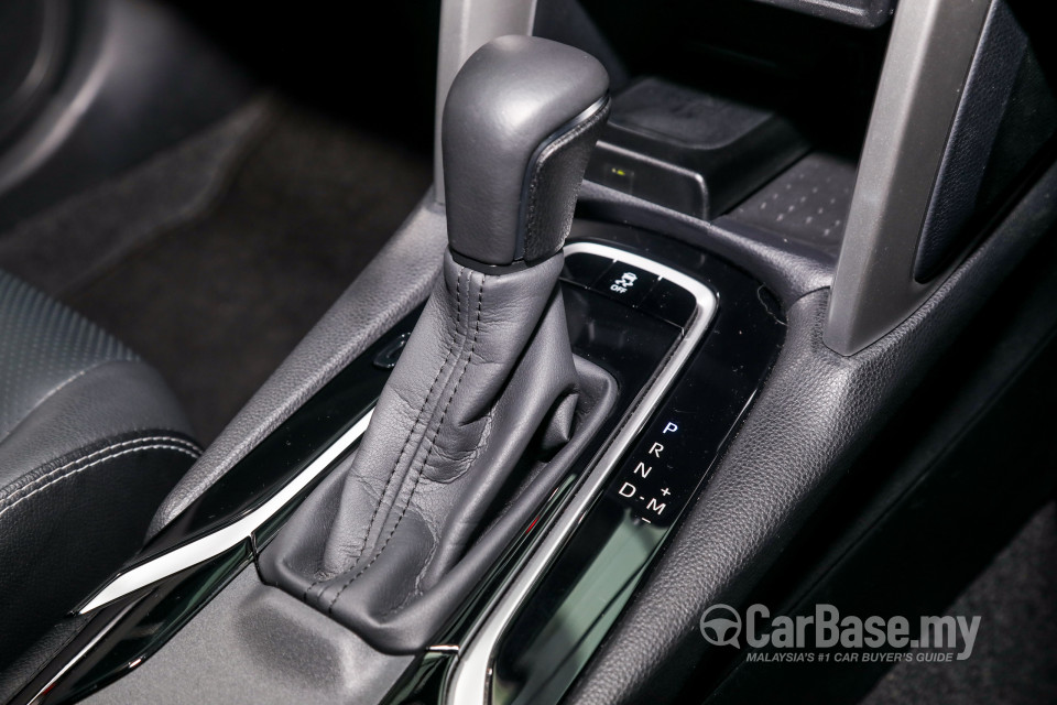 Toyota Corolla Cross XG10 (2021) Interior