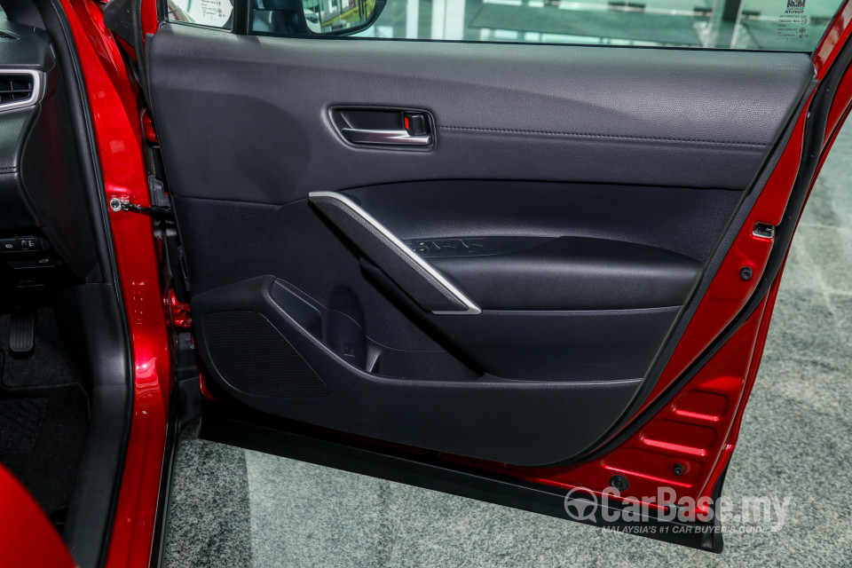 Toyota Corolla Cross XG10 (2021) Interior