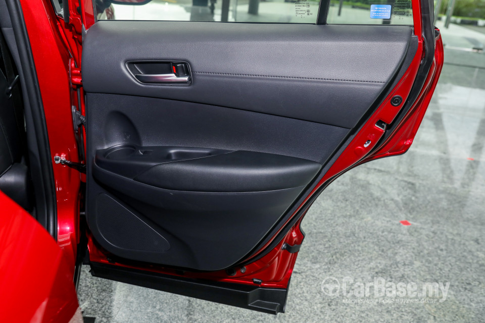 Toyota Corolla Cross XG10 (2021) Interior
