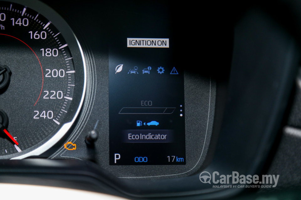 Toyota Corolla Cross XG10 (2021) Interior