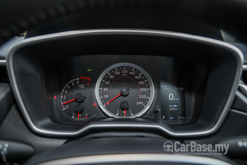 Toyota Corolla Cross XG10 (2021) Interior