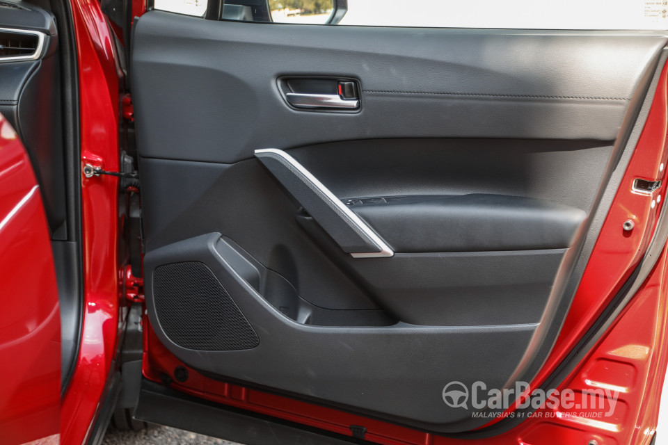 Toyota Corolla Cross XG10 (2021) Interior