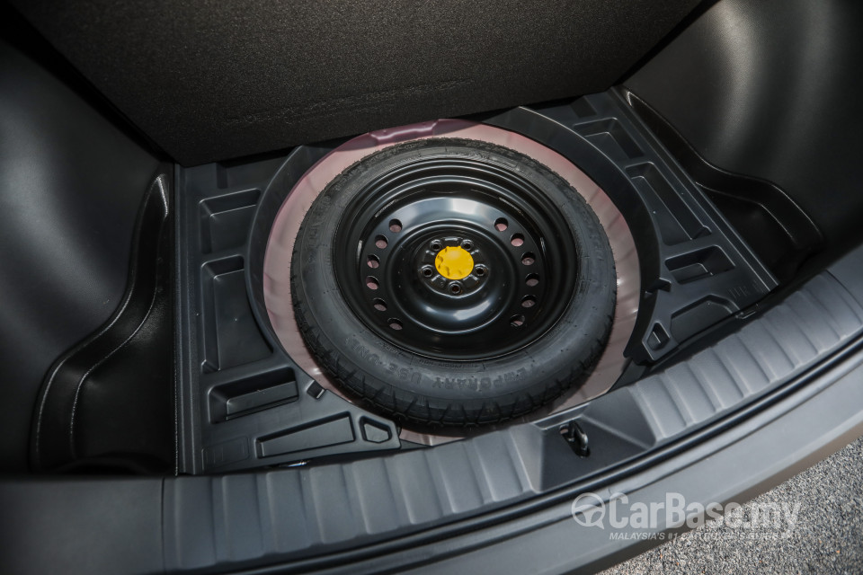 Toyota Corolla Cross XG10 (2021) Interior