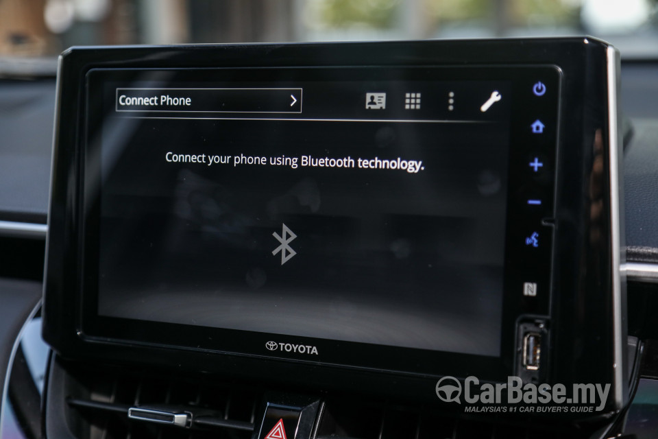 Toyota Corolla Cross XG10 (2021) Interior