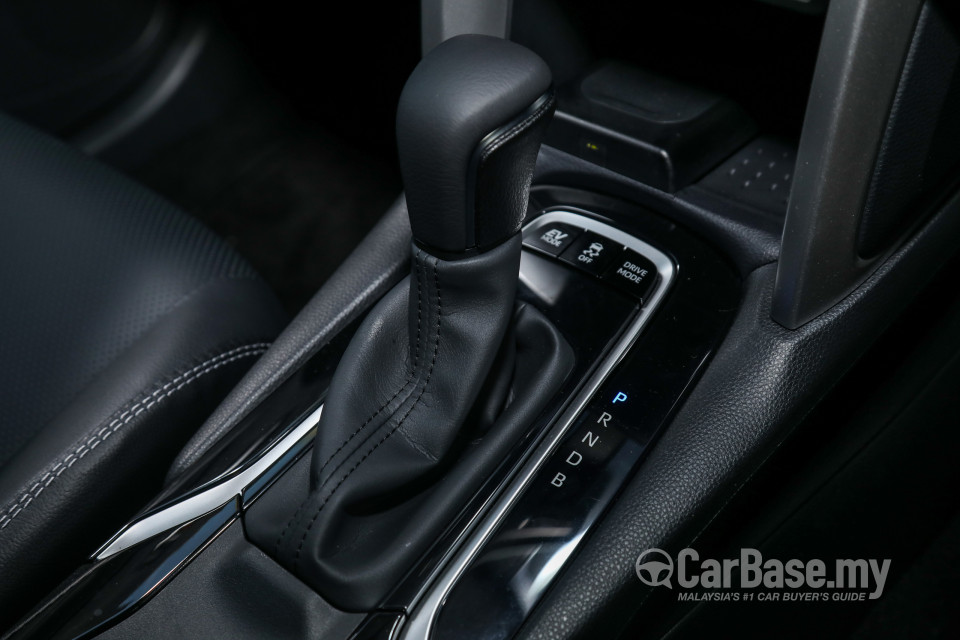 Toyota Corolla Cross XG10 (2021) Interior