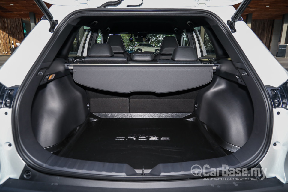 Toyota Corolla Cross XG10 (2021) Interior