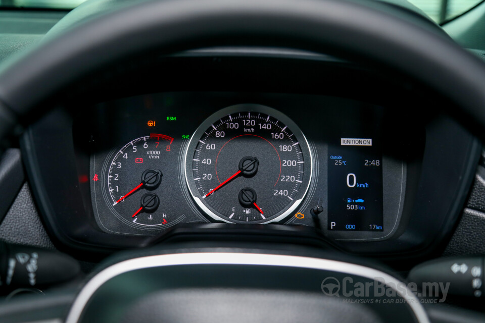 Toyota Corolla Cross XG10 (2021) Interior