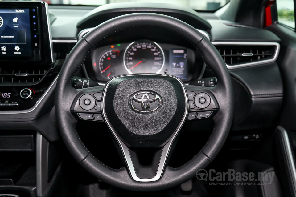 Toyota Corolla Cross XG10 (2021) Interior