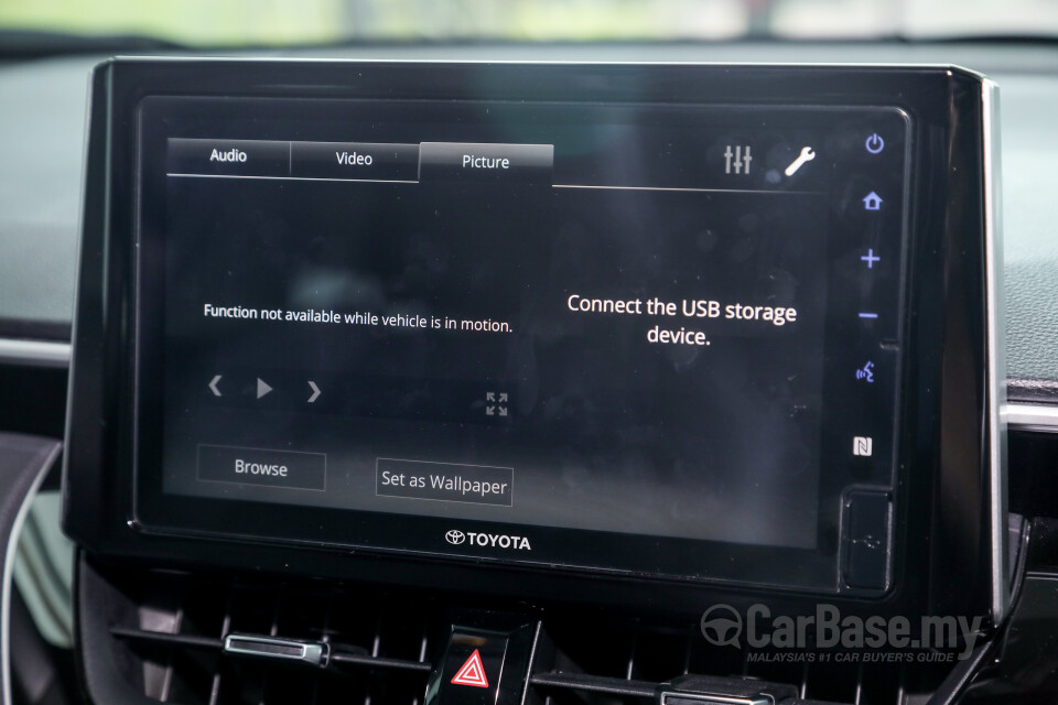 Toyota Corolla Cross XG10 (2021) Interior