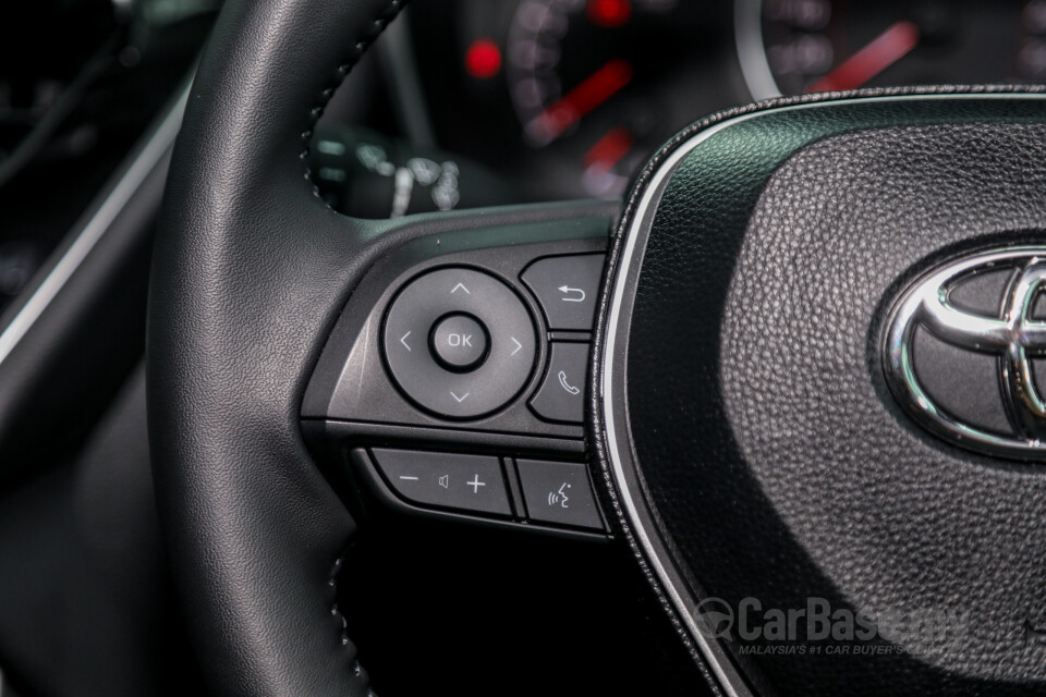 Toyota Corolla Cross XG10 (2021) Interior