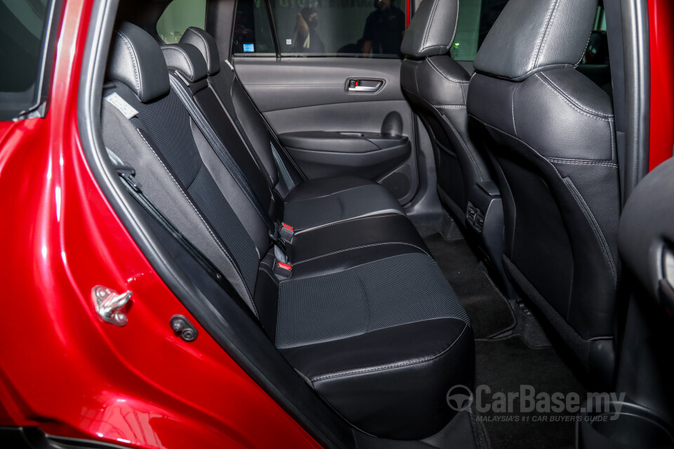 Toyota Corolla Cross XG10 (2021) Interior