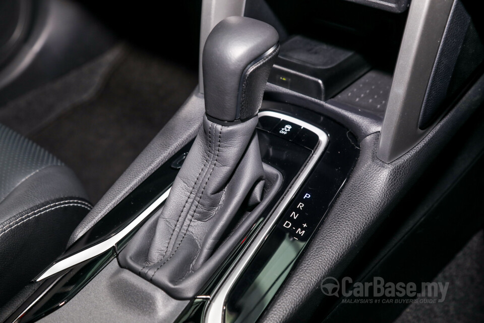 Toyota Corolla Cross XG10 (2021) Interior