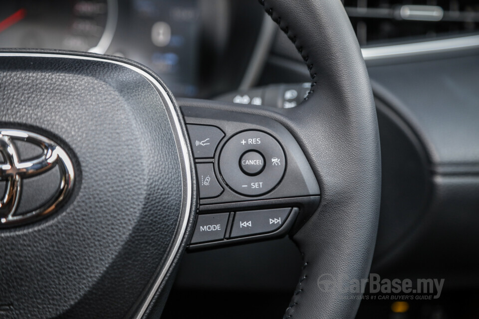 Toyota Corolla Cross XG10 (2021) Interior