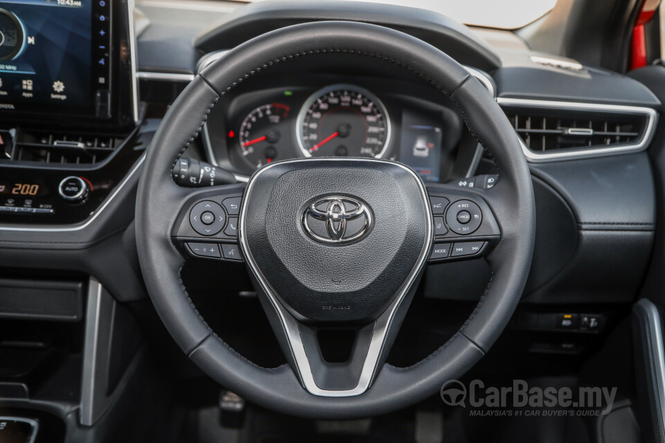 Toyota Corolla Cross XG10 (2021) Interior