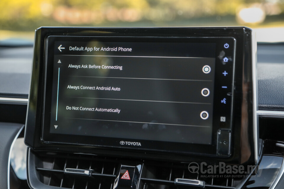 Toyota Corolla Cross XG10 (2021) Interior
