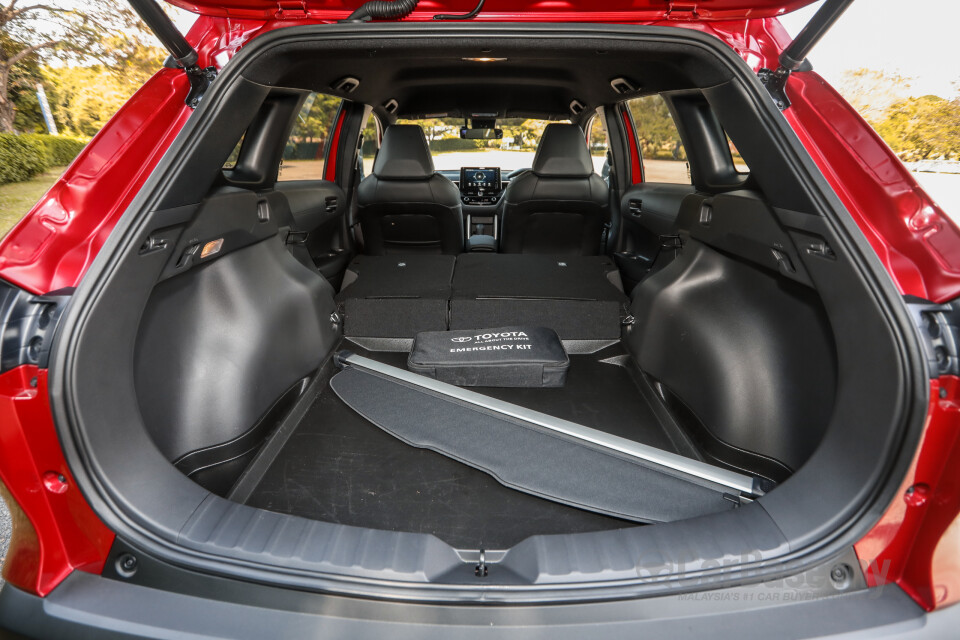 Toyota Corolla Cross XG10 (2021) Interior