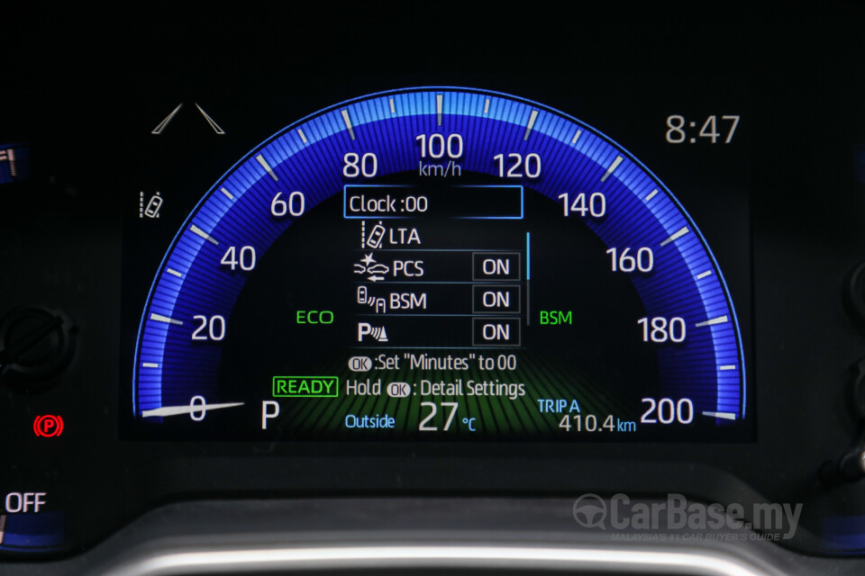 Toyota Corolla Cross XG10 (2021) Interior