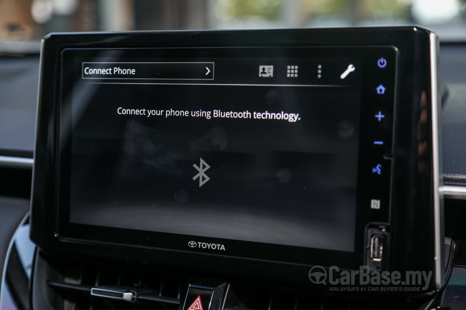 Toyota Corolla Cross XG10 (2021) Interior