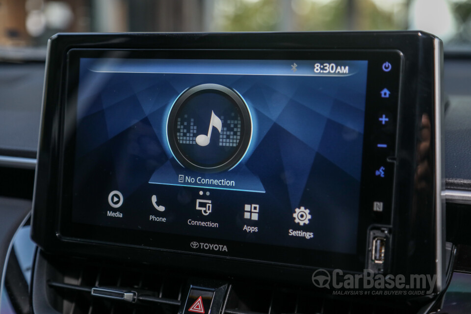 Toyota Corolla Cross XG10 (2021) Interior