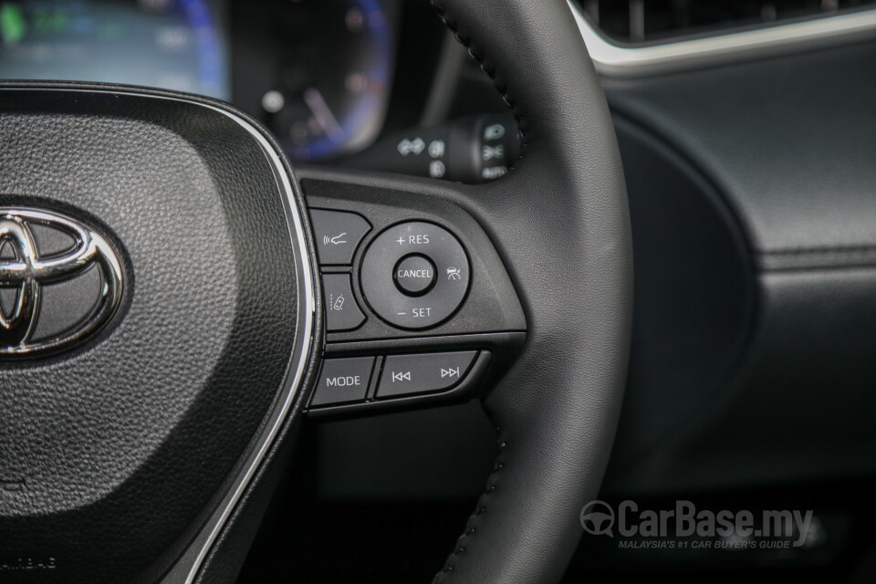 Toyota Corolla Cross XG10 (2021) Interior
