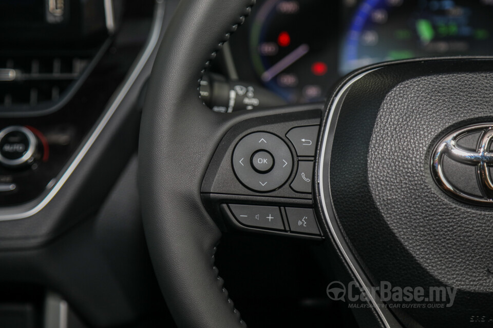 Toyota Corolla Cross XG10 (2021) Interior