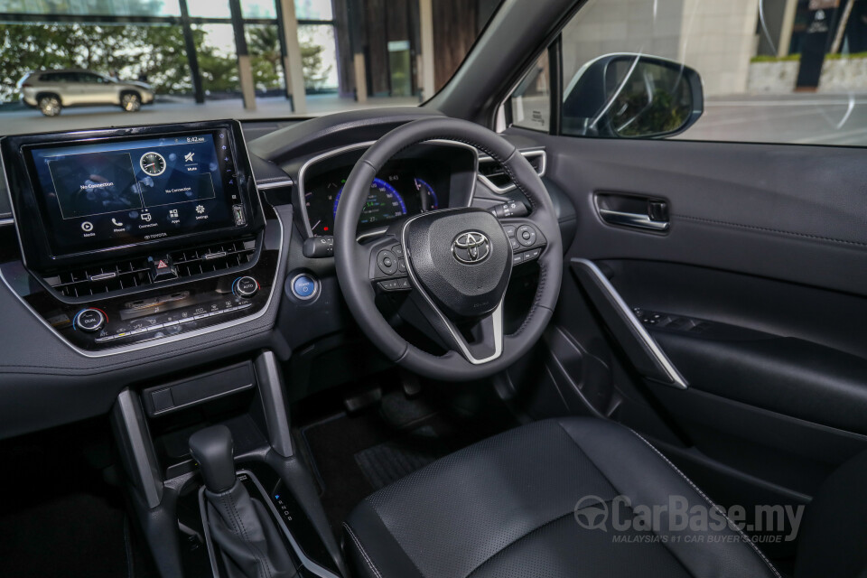 Toyota Corolla Cross XG10 (2021) Interior