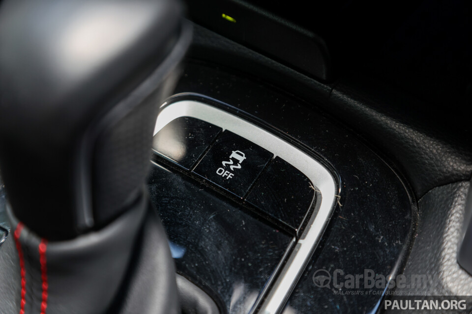 Toyota Corolla Cross XG10 (2021) Interior