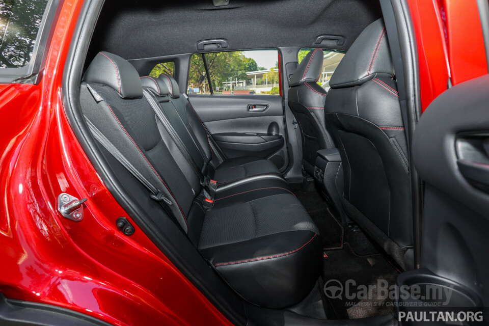 Toyota Corolla Cross XG10 (2021) Interior