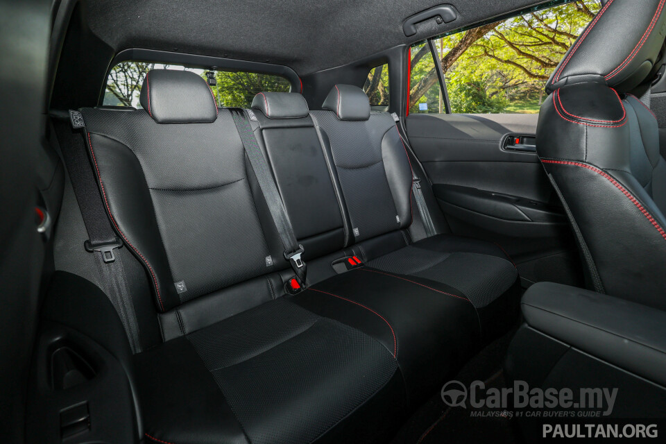 Toyota Corolla Cross XG10 (2021) Interior