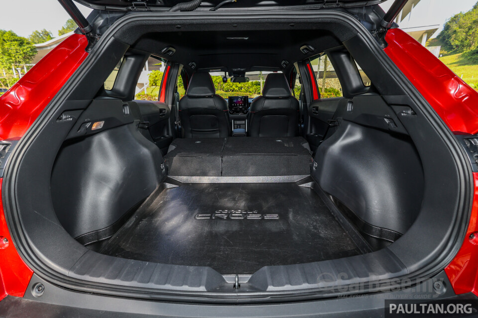 Toyota Corolla Cross XG10 (2021) Interior