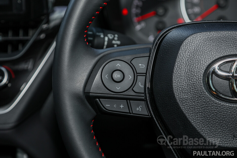 Toyota Corolla Cross XG10 (2021) Interior