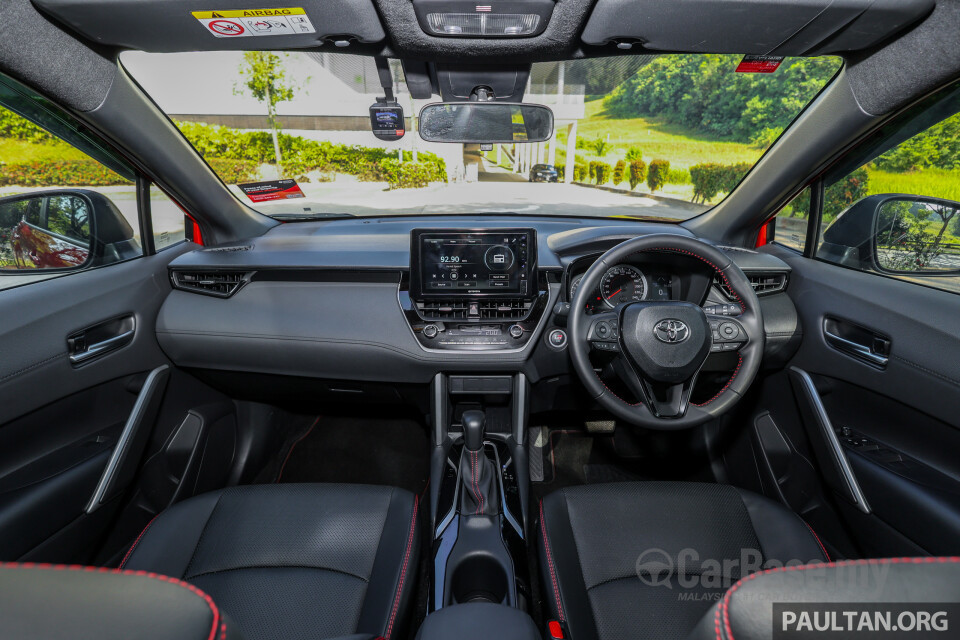 Toyota Corolla Cross XG10 (2021) Interior