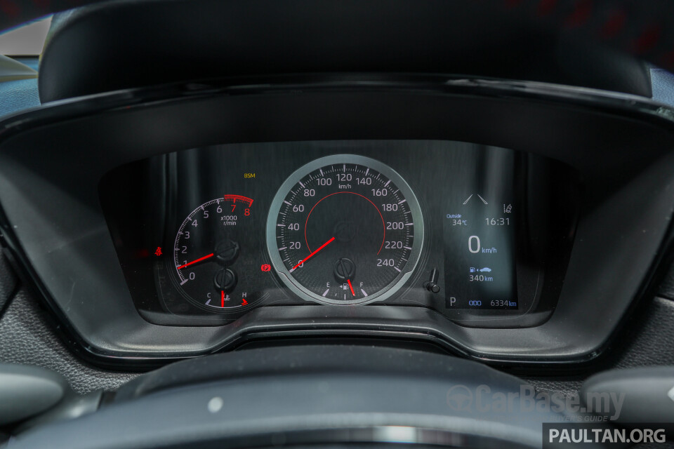 Toyota Corolla Cross XG10 (2021) Interior