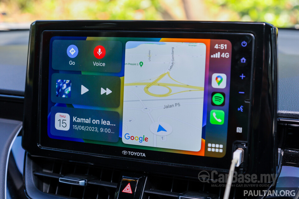 Toyota Corolla Cross XG10 (2021) Interior
