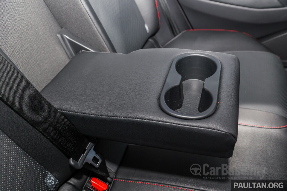 Toyota Corolla Cross XG10 (2021) Interior