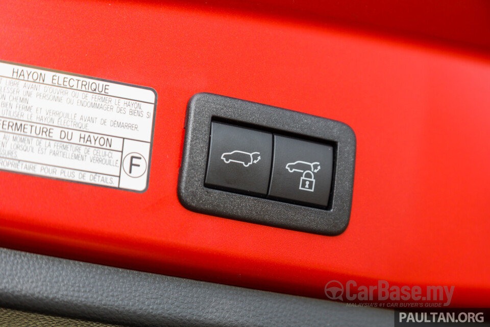 Toyota Corolla Cross XG10 (2021) Interior
