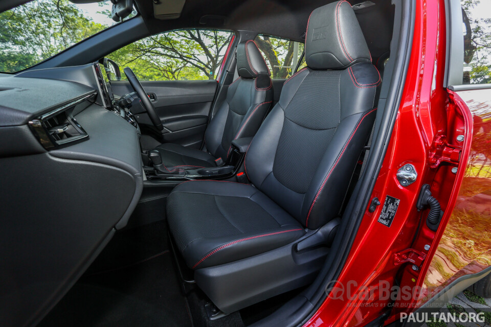 Toyota Corolla Cross XG10 (2021) Interior
