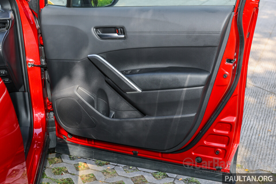 Toyota Corolla Cross XG10 (2021) Interior