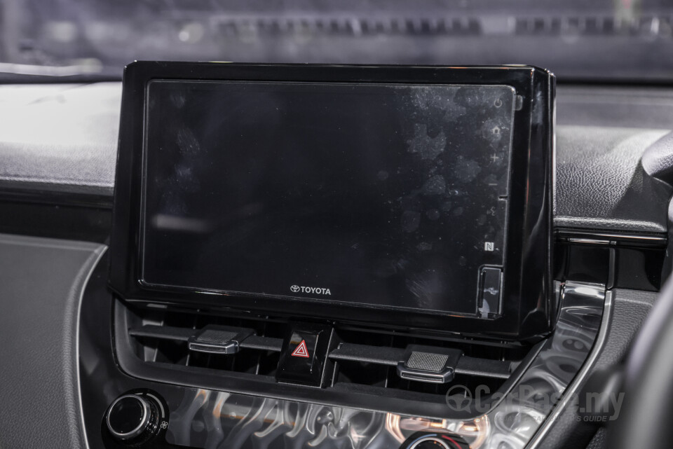 Toyota Corolla Cross XG10 (2021) Interior
