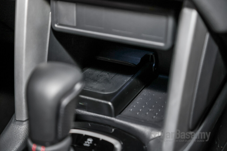 Toyota Corolla Cross XG10 (2021) Interior