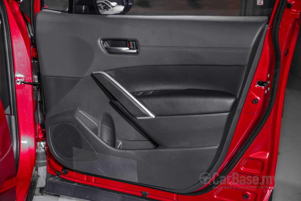Toyota Corolla Cross XG10 (2021) Interior