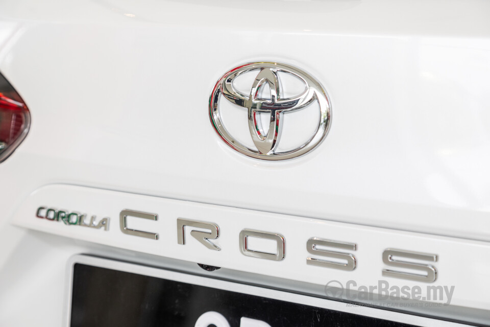 Toyota Corolla Cross XG10 Facelift (2024) Exterior